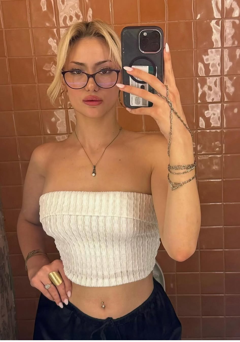 Çatköy Güzel Bir Gelecek Escort Nazlı